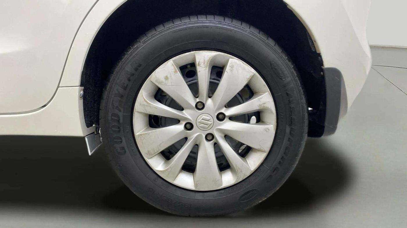 2016 Maruti Baleno DELTA DIESEL 1.3, Diesel, Manual, 86,230 km, Left Rear Wheel