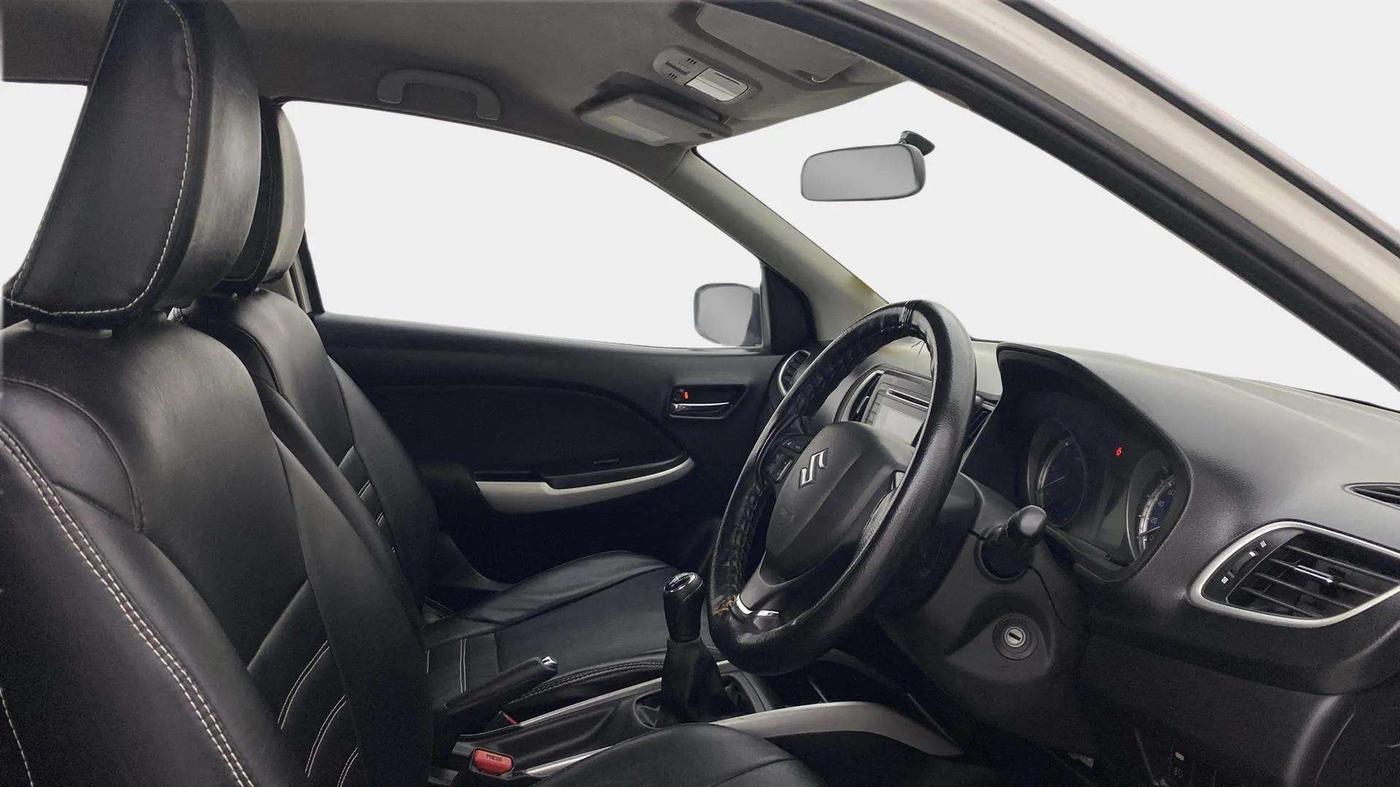 2016 Maruti Baleno DELTA DIESEL 1.3, Diesel, Manual, 86,230 km, Right Side Front Door Cabin