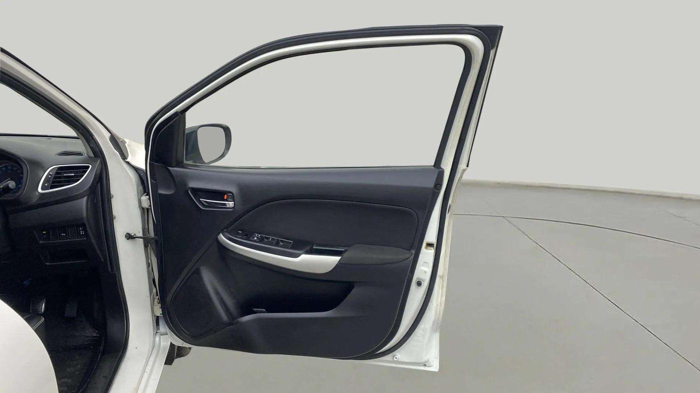 2016 Maruti Baleno DELTA DIESEL 1.3, Diesel, Manual, 86,230 km, RHS Front Door