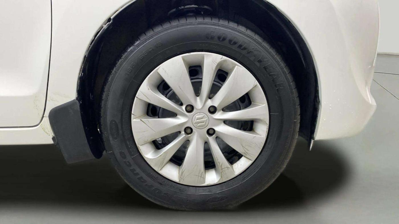 2016 Maruti Baleno DELTA DIESEL 1.3, Diesel, Manual, 86,230 km, Right Front Wheel