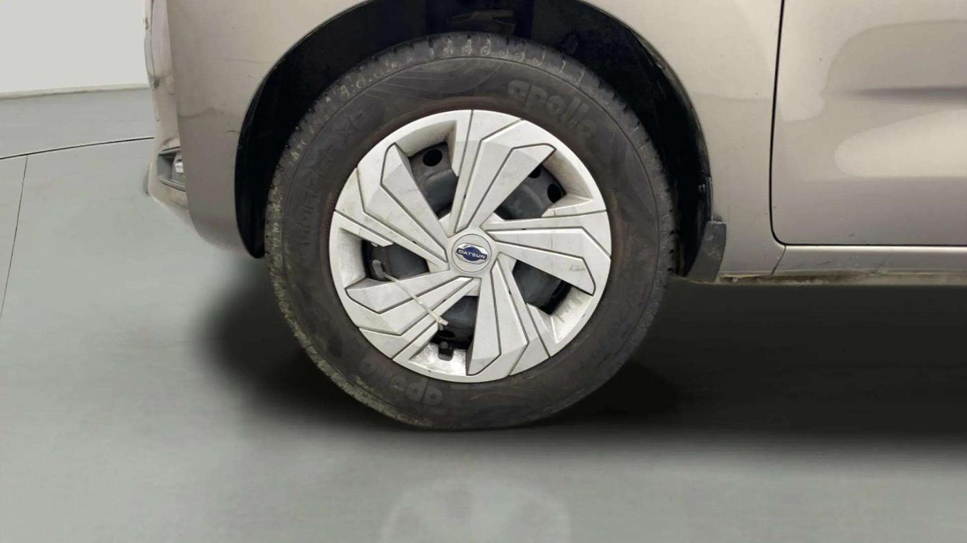 2021 Datsun Redi Go T, Petrol, Manual, 32,358 km, Left Front Wheel