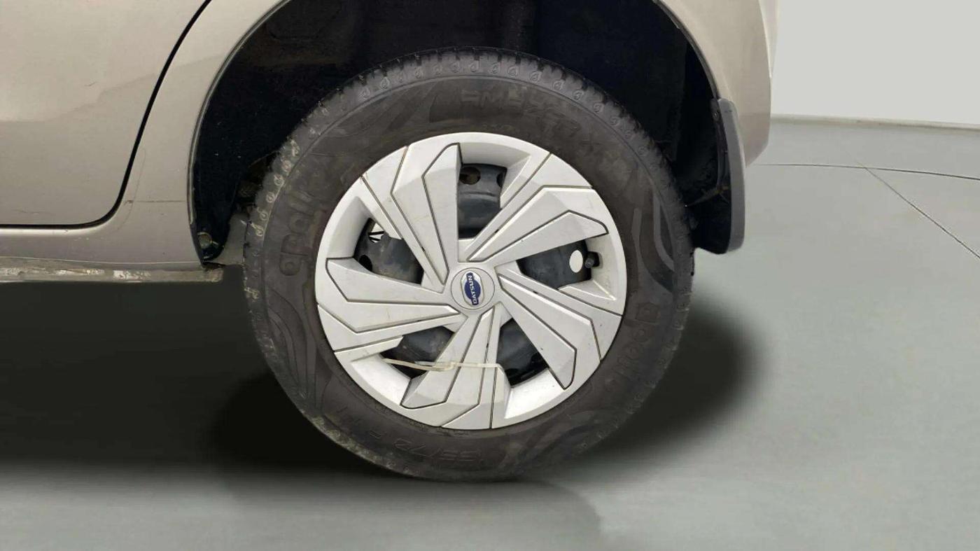 2021 Datsun Redi Go T, Petrol, Manual, 32,358 km, Left Rear Wheel