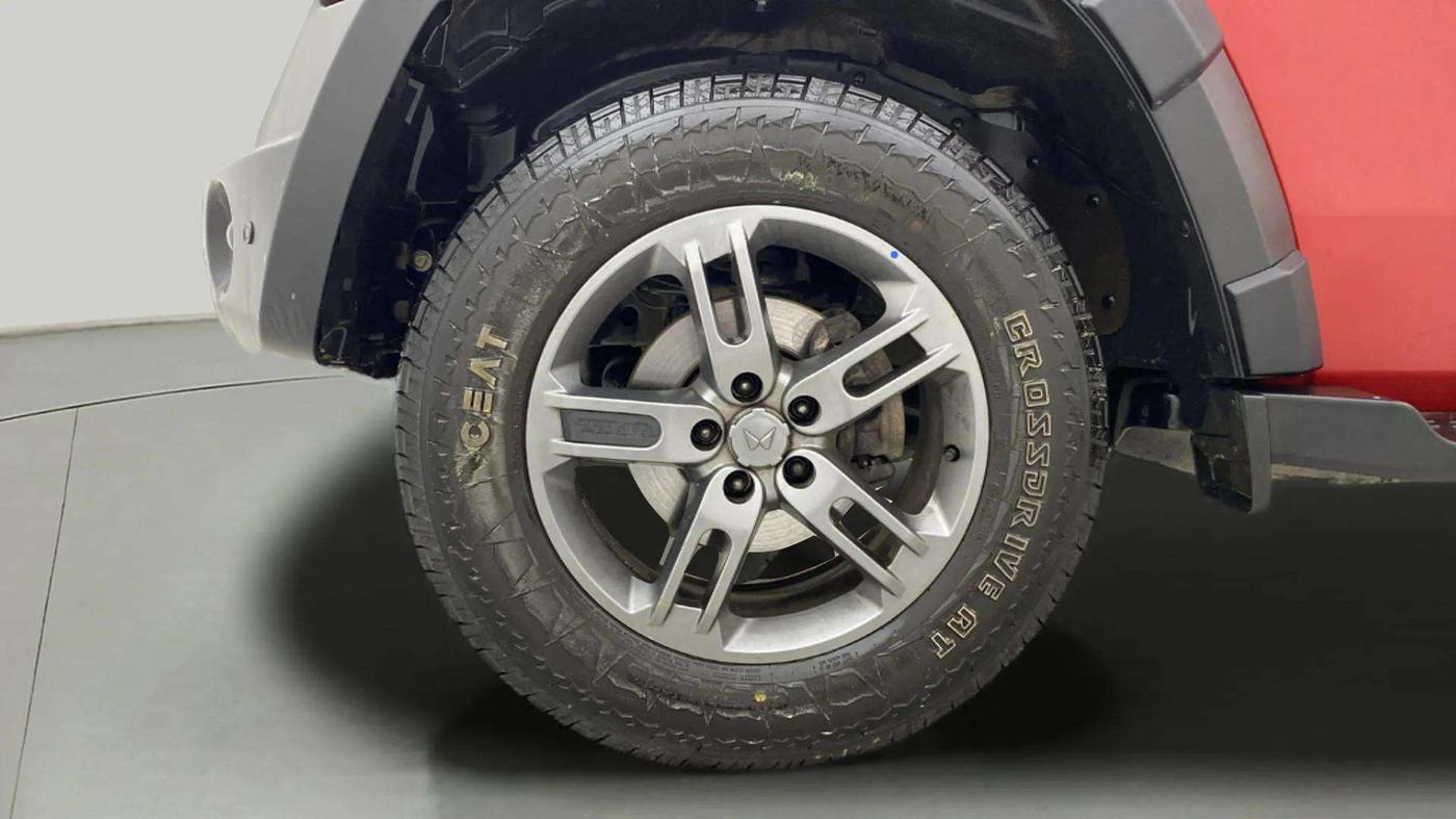 2023 Mahindra Thar LX D 4WD AT CONVERTIBLE, Diesel, Automatic, 14,813 km, Left Front Wheel