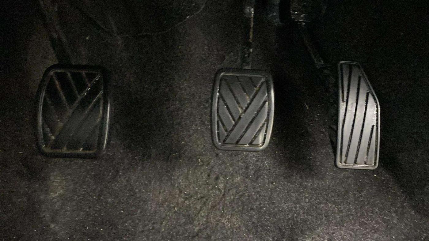 2020 Maruti XL6 ZETA MT, Petrol, Manual, 71,167 km, Pedals