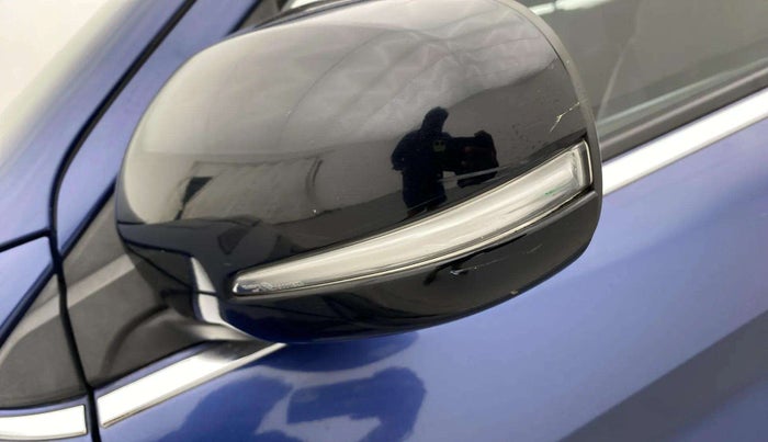 2020 Maruti XL6 ZETA MT, Petrol, Manual, 71,167 km, Left rear-view mirror - Minor folding noise