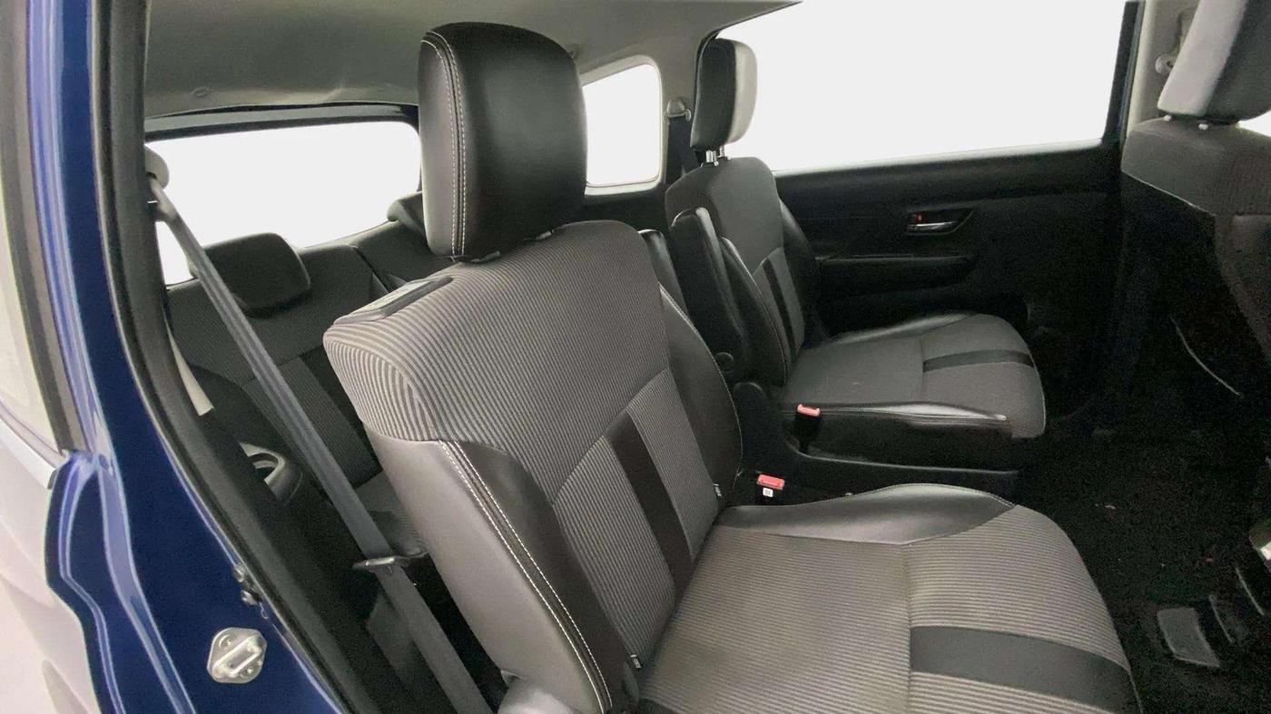 2020 Maruti XL6 ZETA MT, Petrol, Manual, 71,167 km, Right Side Rear Door Cabin