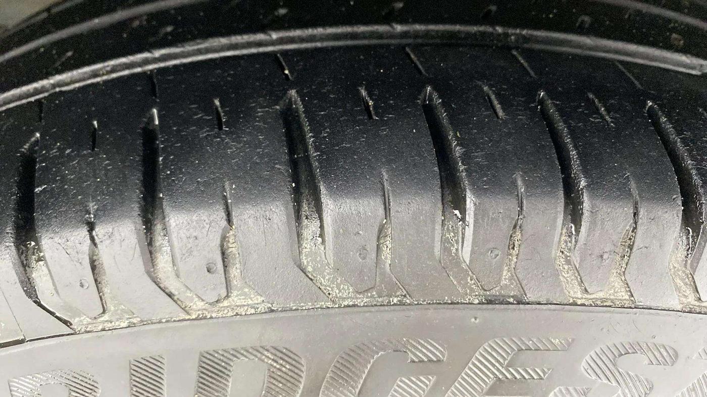 2020 Maruti XL6 ZETA MT, Petrol, Manual, 71,167 km, Left Front Tyre Tread