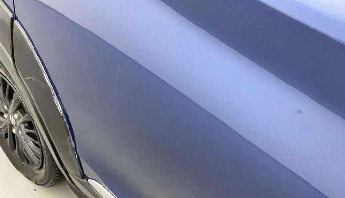 2020 Maruti XL6 ZETA MT, Petrol, Manual, 71,167 km, Right rear door - Minor scratches