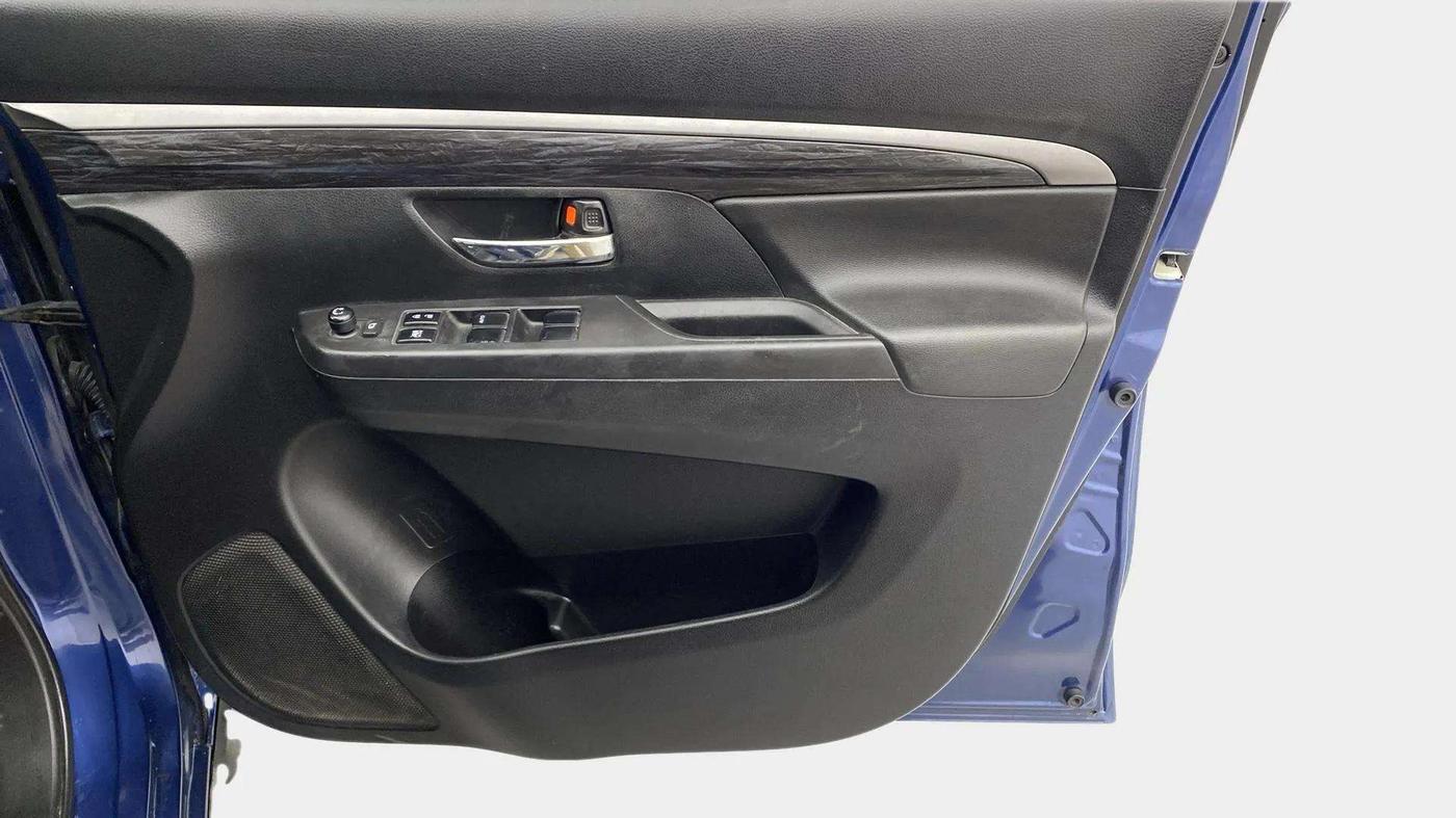 2020 Maruti XL6 ZETA MT, Petrol, Manual, 71,167 km, Driver Side Door Panels Control