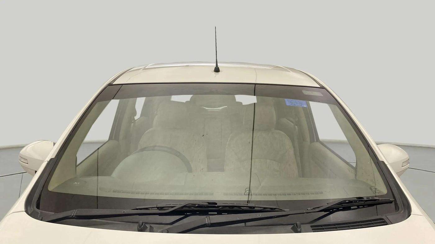 2015 Maruti Ertiga VXI, Petrol, Manual, 33,036 km, Front Windshield