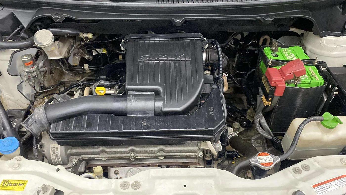 2015 Maruti Ertiga VXI, Petrol, Manual, 33,036 km, Engine View