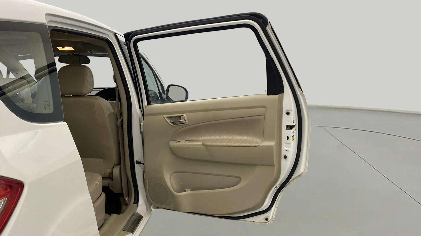 2015 Maruti Ertiga VXI, Petrol, Manual, 33,036 km, RHS Rear Door
