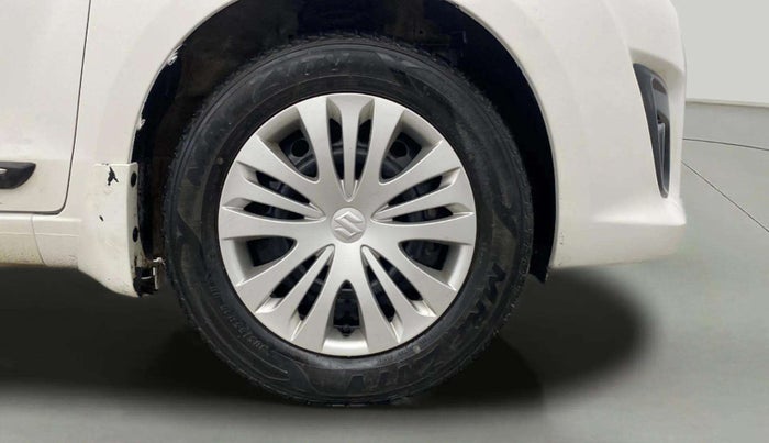 2015 Maruti Ertiga VXI, Petrol, Manual, 32,954 km, Right Front Wheel