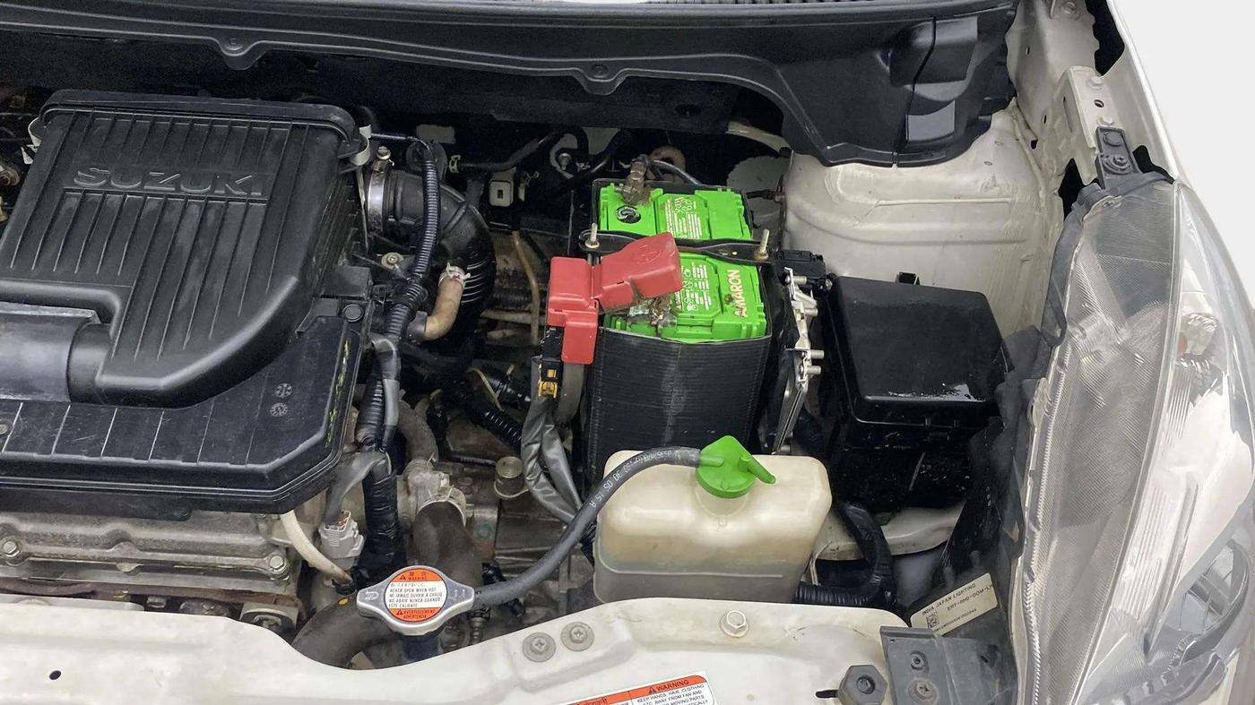 2015 Maruti Ertiga VXI, Petrol, Manual, 33,036 km, Engine View - Left