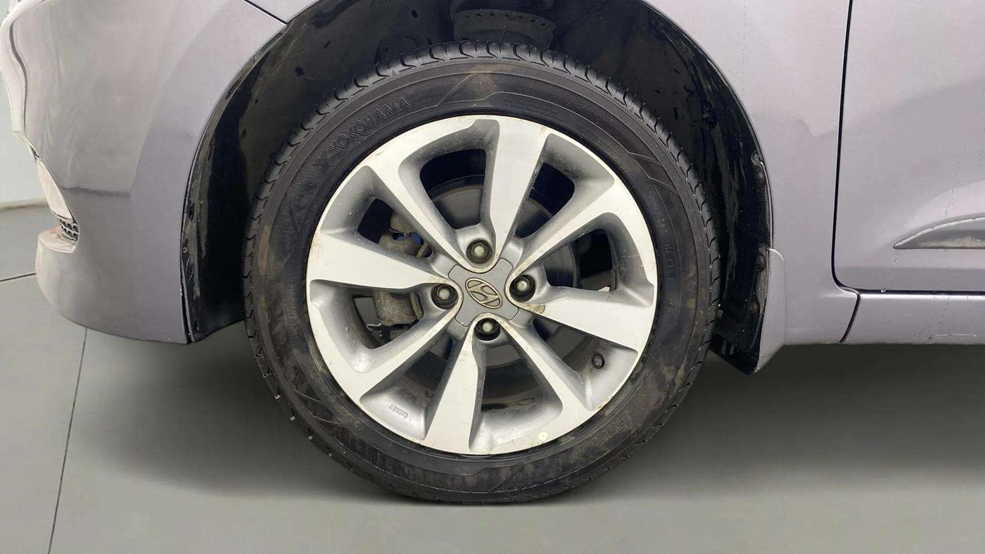 2016 Hyundai Elite i20 ASTA 1.2 (O), Petrol, Manual, 26,597 km, Left Front Wheel