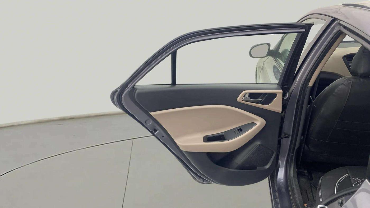 2016 Hyundai Elite i20 ASTA 1.2 (O), Petrol, Manual, 26,597 km, LHS Rear Door