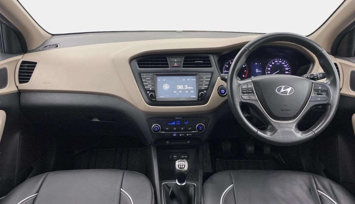 2016 Hyundai Elite i20 ASTA 1.2 (O), Petrol, Manual, 26,591 km, Dashboard
