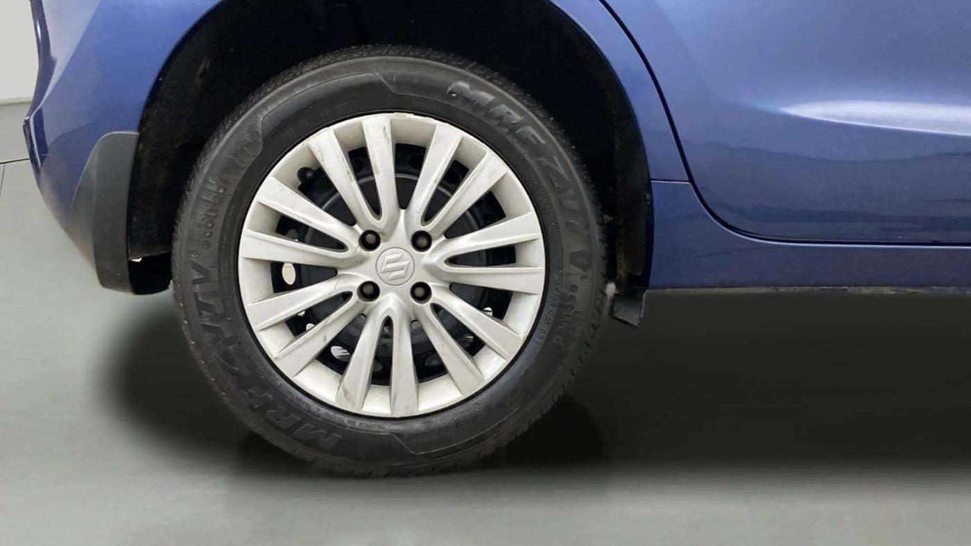 2021 Maruti Baleno DELTA PETROL 1.2, Petrol, Manual, 62,505 km, Right Rear Wheel