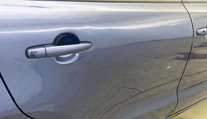 2021 Maruti Baleno DELTA PETROL 1.2, Petrol, Manual, 62,280 km, Right rear door - Minor scratches