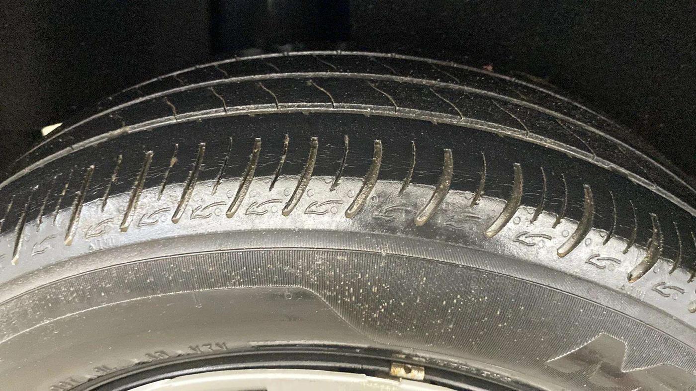 2021 Maruti Baleno DELTA PETROL 1.2, Petrol, Manual, 62,505 km, Left Front Tyre Tread