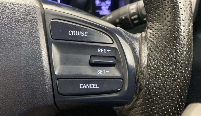 2020 Hyundai VENUE SX 1.0 TURBO DUAL TONE, Petrol, Manual, 65,657 km, Adaptive Cruise Control