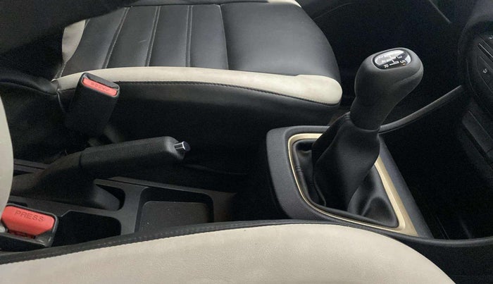 2024 Tata PUNCH ACCOMPLISHED MT CNG, CNG, Manual, 31,038 km, Gear Lever