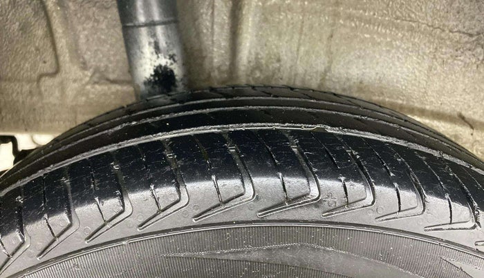 2021 Maruti New Wagon-R LXI CNG (O) 1.0, CNG, Manual, 43,239 km, Right Rear Tyre Tread