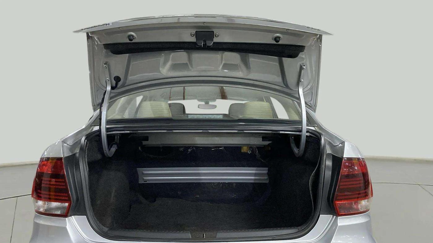 2016 Volkswagen Vento 1.2 TSI HIGHLINE PLUS AT, Petrol, Automatic, 46,398 km, Boot Door Open