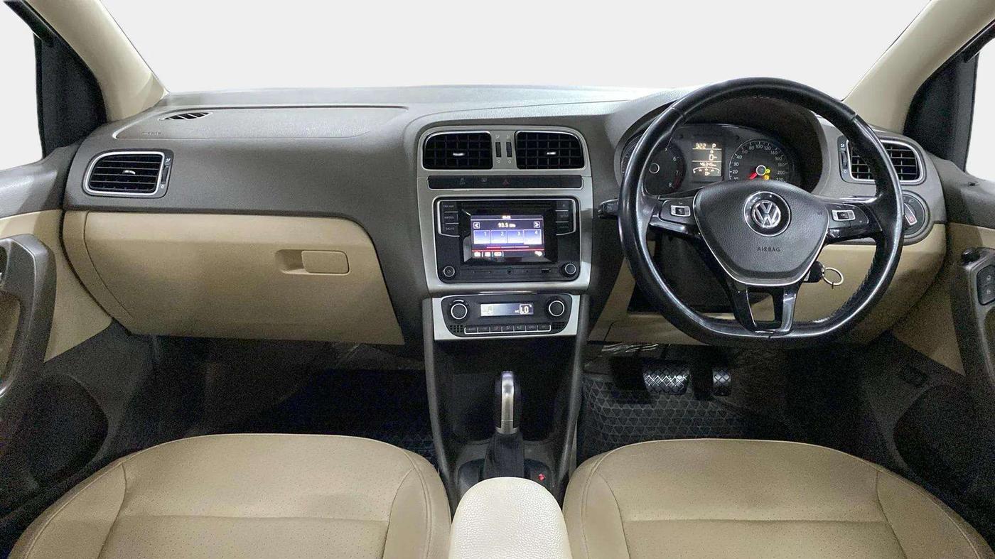 2016 Volkswagen Vento 1.2 TSI HIGHLINE PLUS AT, Petrol, Automatic, 46,398 km, Dashboard