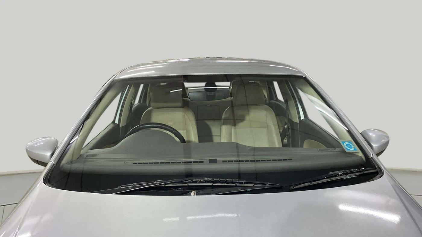 2016 Volkswagen Vento 1.2 TSI HIGHLINE PLUS AT, Petrol, Automatic, 46,398 km, Front Windshield