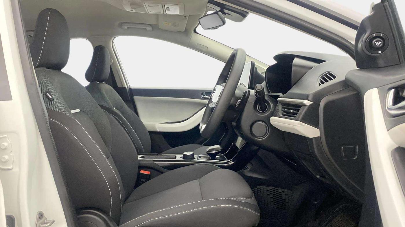 2024 Tata NEXON CREATIVE PLUS 1.2 REVOTRON 6 AMT, Petrol, Automatic, 4,623 km, Right Side Front Door Cabin