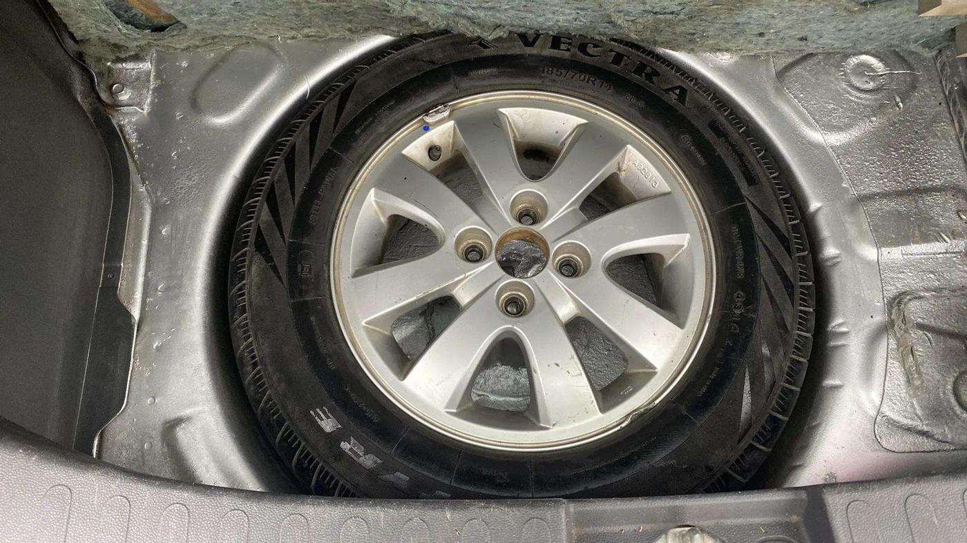 2014 Maruti Ritz ZXI, Petrol, Manual, 33,889 km, Spare Tyre