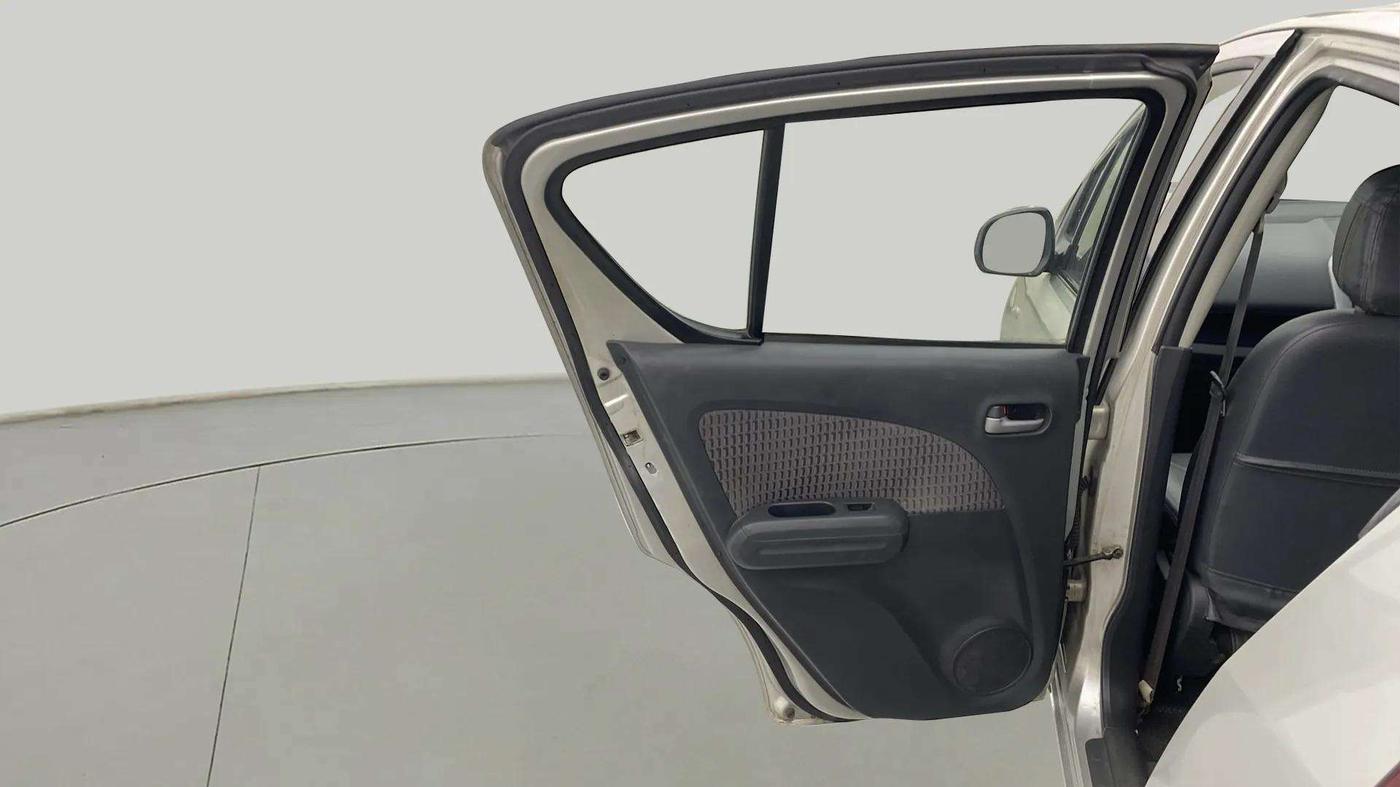 2014 Maruti Ritz ZXI, Petrol, Manual, 33,889 km, LHS Rear Door