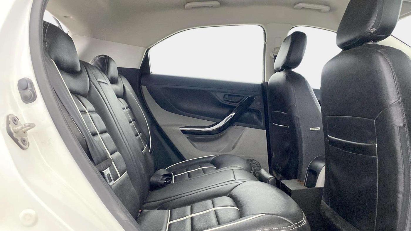 2019 Tata NEXON XM PETROL, Petrol, Manual, 43,911 km, Right Side Rear Door Cabin