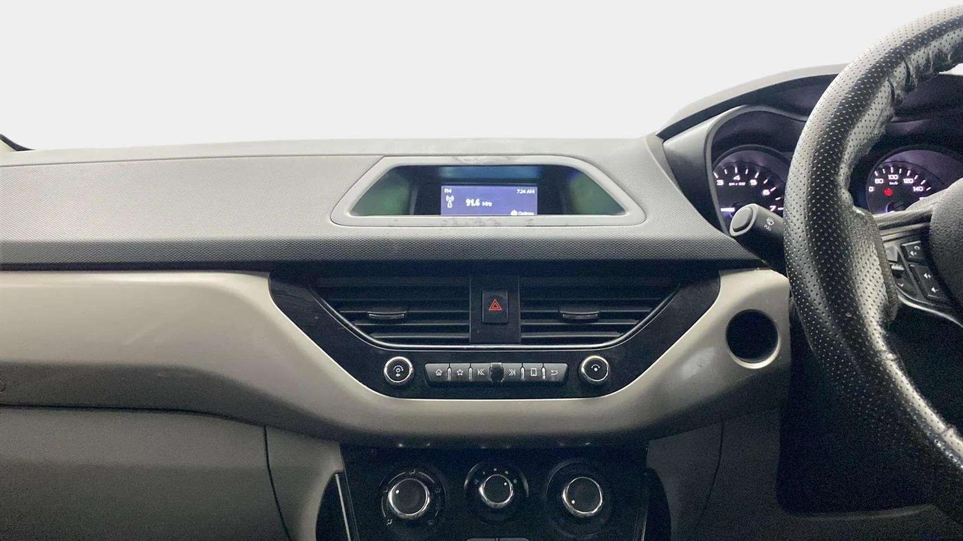 2019 Tata NEXON XM PETROL, Petrol, Manual, 43,911 km, Air Conditioner