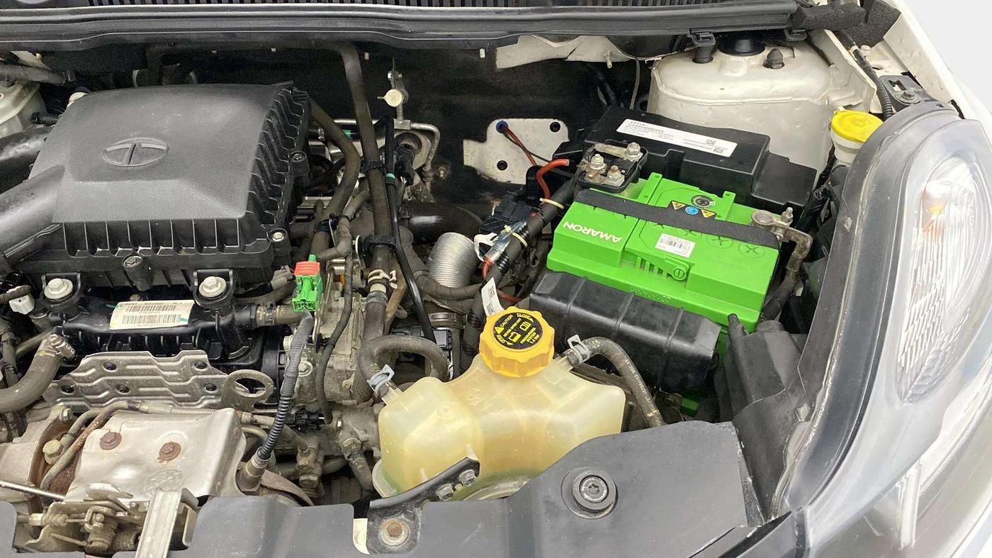 2019 Tata NEXON XM PETROL, Petrol, Manual, 43,911 km, Engine View - Left