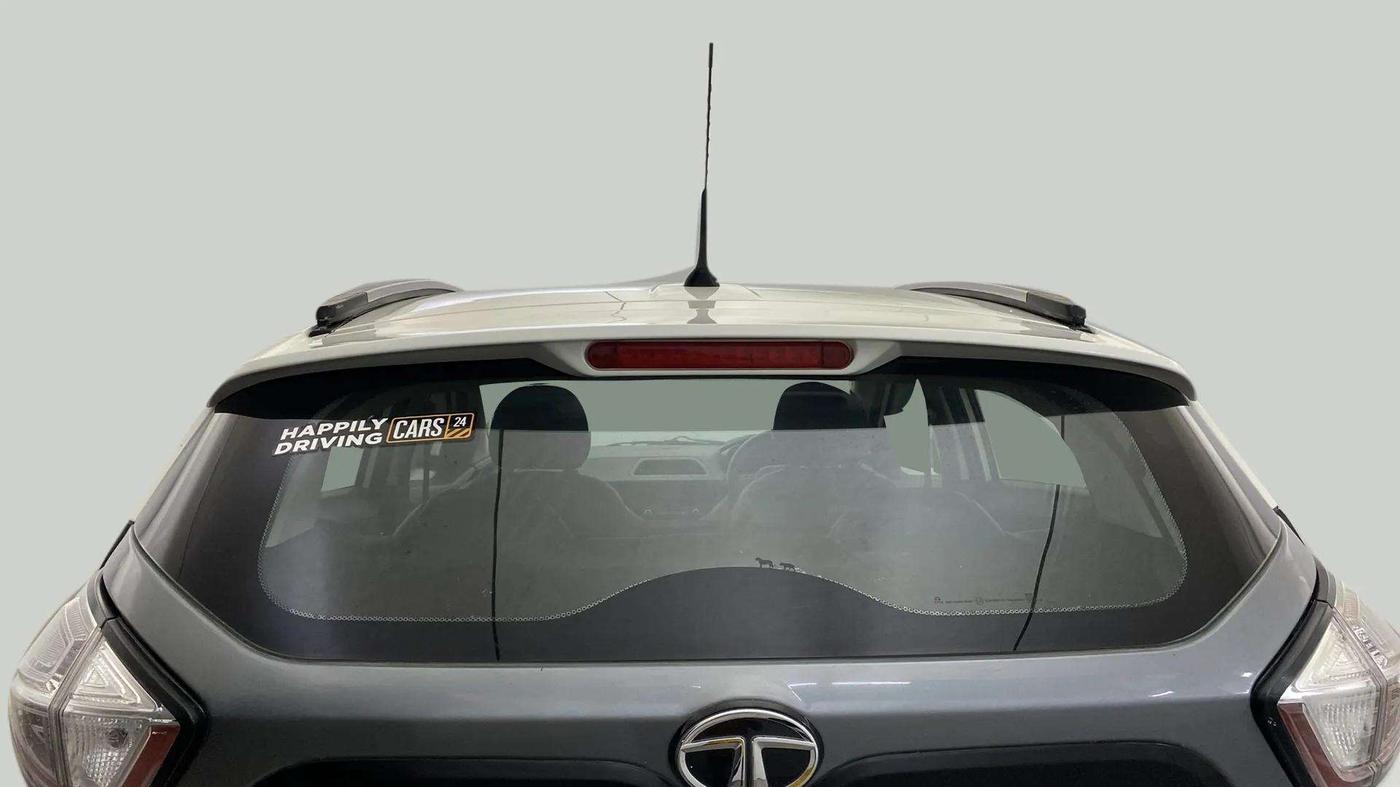 2019 Tata NEXON XM PETROL, Petrol, Manual, 43,911 km, Rear Windshield