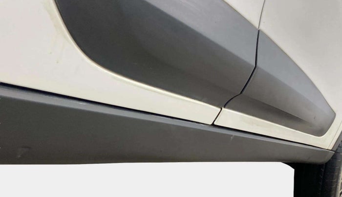 2019 Tata NEXON XM PETROL, Petrol, Manual, 43,818 km, Right running board - Minor scratches