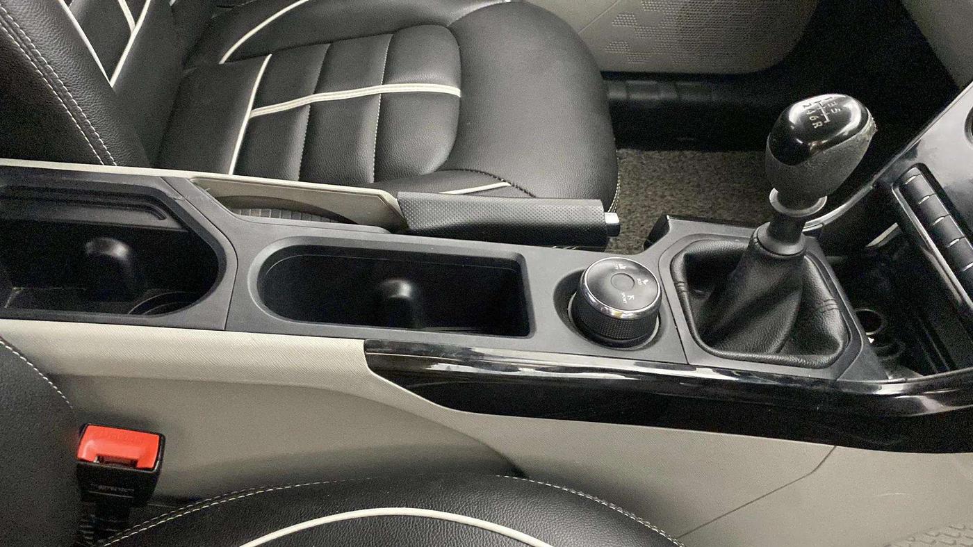 2019 Tata NEXON XM PETROL, Petrol, Manual, 43,911 km, Gear Lever
