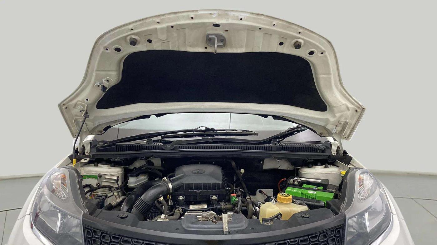 2019 Tata NEXON XM PETROL, Petrol, Manual, 43,911 km, Open Bonet