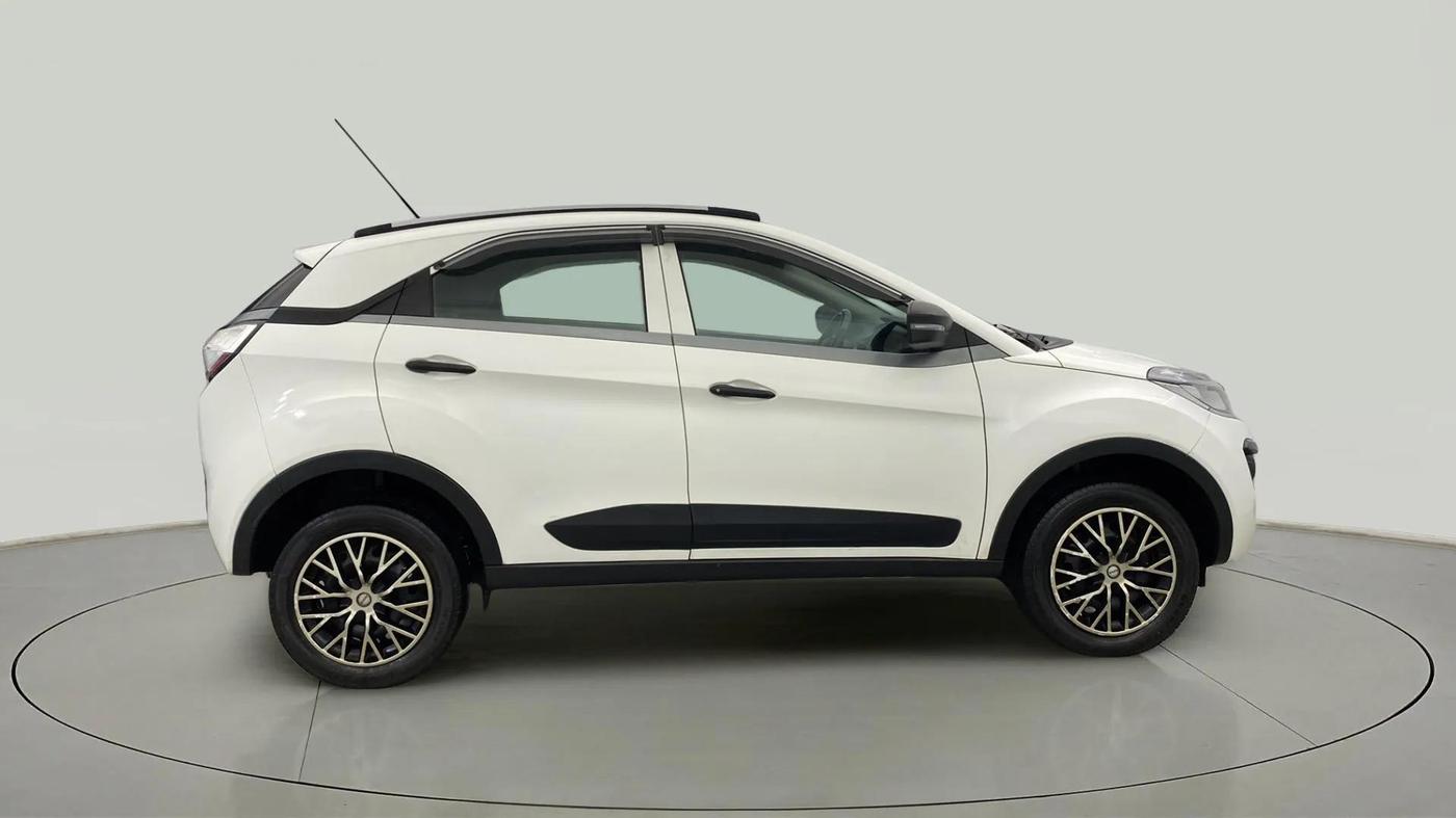 2019 Tata NEXON XM PETROL, Petrol, Manual, 43,911 km, Right Side View