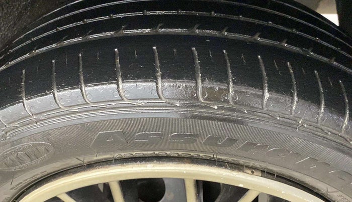 2019 Tata NEXON XM PETROL, Petrol, Manual, 43,818 km, Right Rear Tyre Tread
