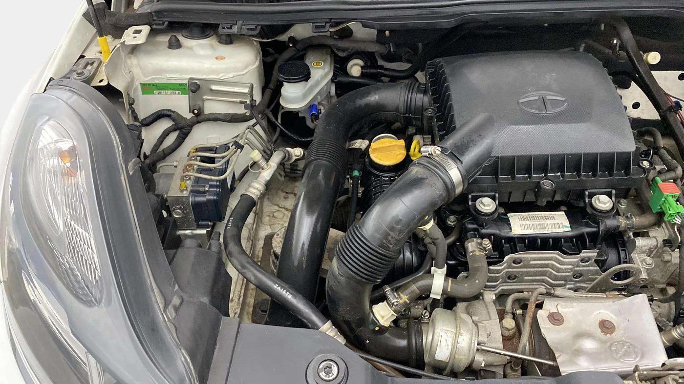 2019 Tata NEXON XM PETROL, Petrol, Manual, 43,911 km, Engine View - Right