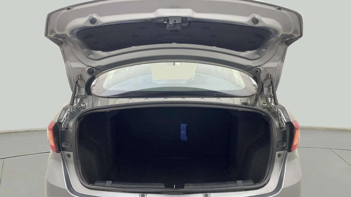 2018 Tata TIGOR XZ (O) PETROL, Petrol, Manual, 64,974 km, Boot Door Open