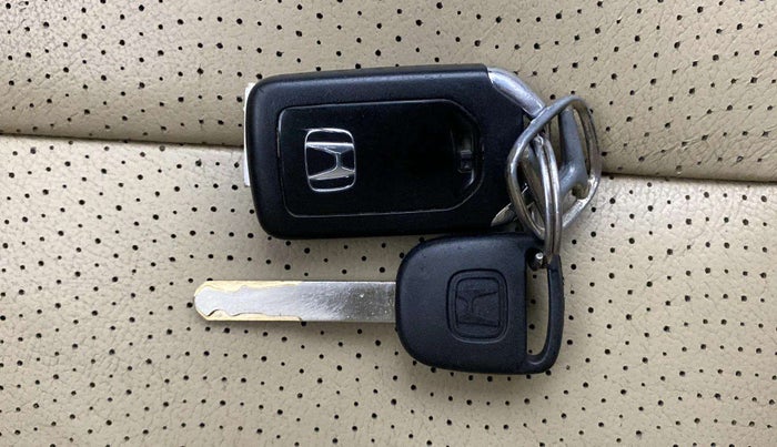 2019 Honda City 1.5L I-VTEC ZX CVT, Petrol, Automatic, 64,885 km, Key Close Up