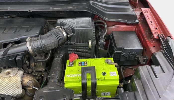 2019 Mahindra XUV300 W8(O) 1.2 PETROL DUAL TONE, Petrol, Manual, 95,656 km, Engine View - Left
