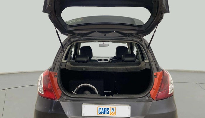 2015 Maruti Swift VXI, Petrol, Manual, 18,344 km, Boot Inside