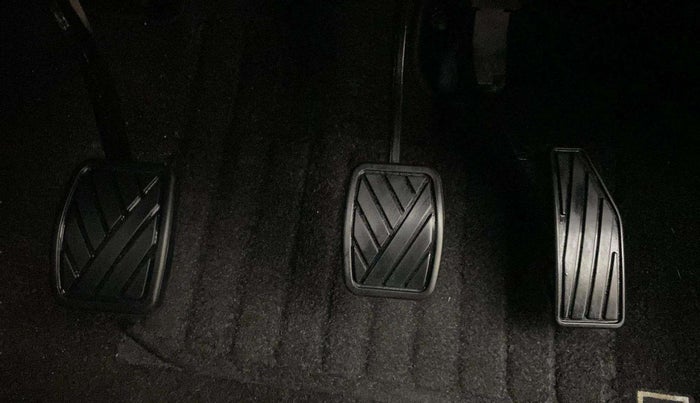 2019 Maruti Baleno DELTA PETROL 1.2, Petrol, Manual, 15,093 km, Pedals