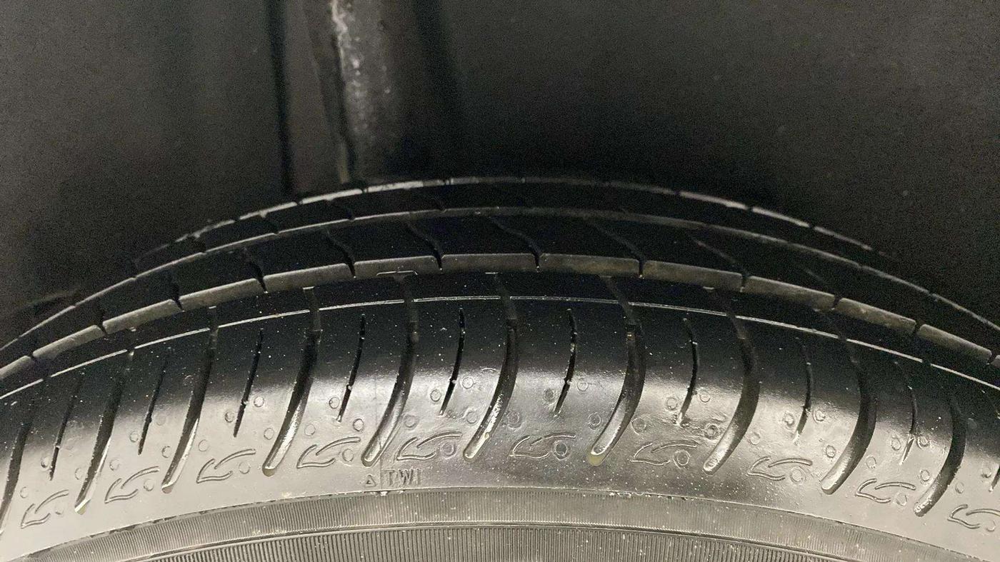 2019 Maruti Baleno DELTA PETROL 1.2, Petrol, Manual, 15,093 km, Right Rear Tyre Tread