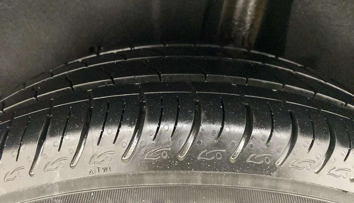 2019 Maruti Baleno DELTA PETROL 1.2, Petrol, Manual, 15,093 km, Left Rear Tyre Tread
